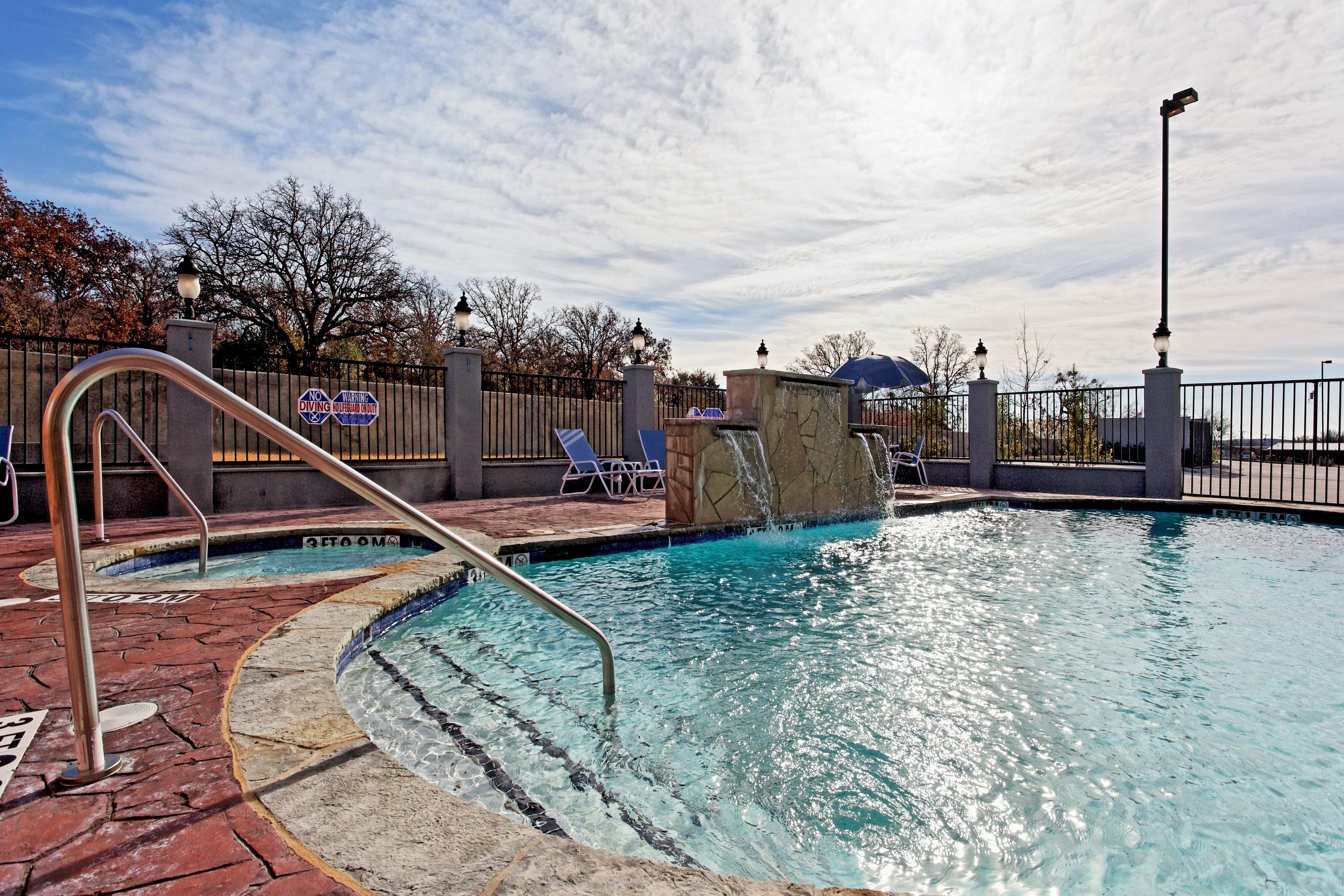Holiday Inn Express & Suites Graham By Ihg Eksteriør bilde